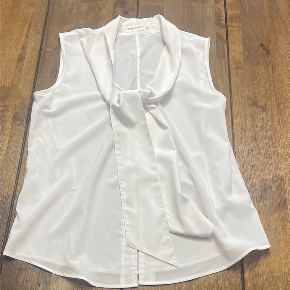 Calvin Klein Tops - Calvin Klein White Sleeveless Blouse